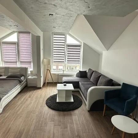 Seti Gorgeous With Jacuzzi Belgrade